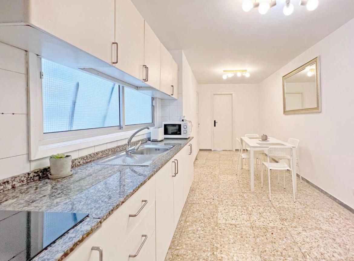 Cozy 2Bedroom Apartments In Los Cristianos Arona  Exterior photo